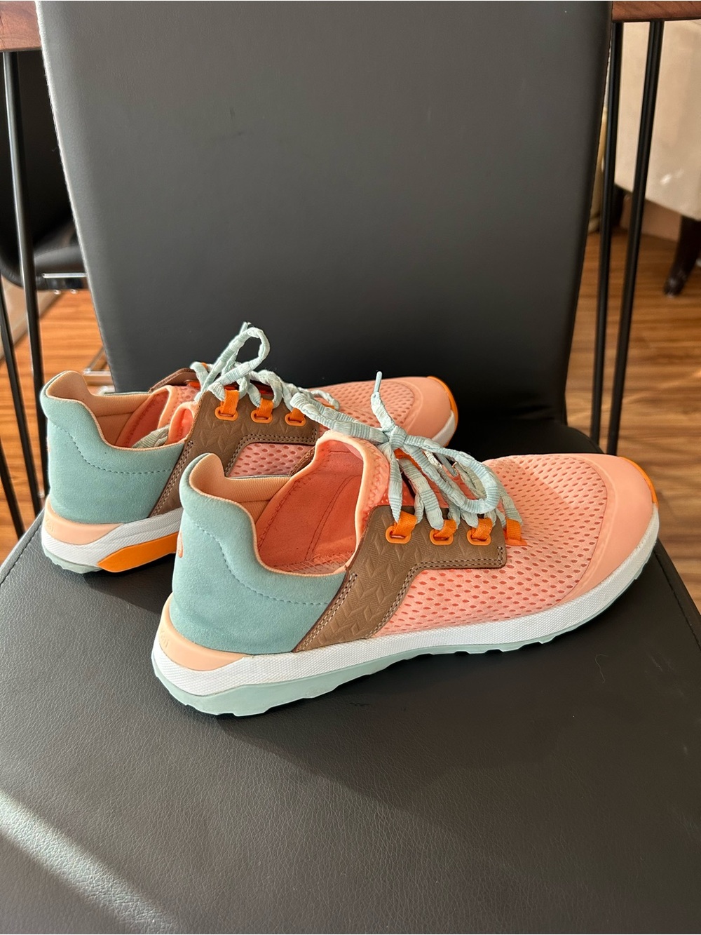 OluKai Wailuku Women’s Athletic Shoes (Size 11)